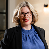 MBS-COO Faculty Jenny George 198x198