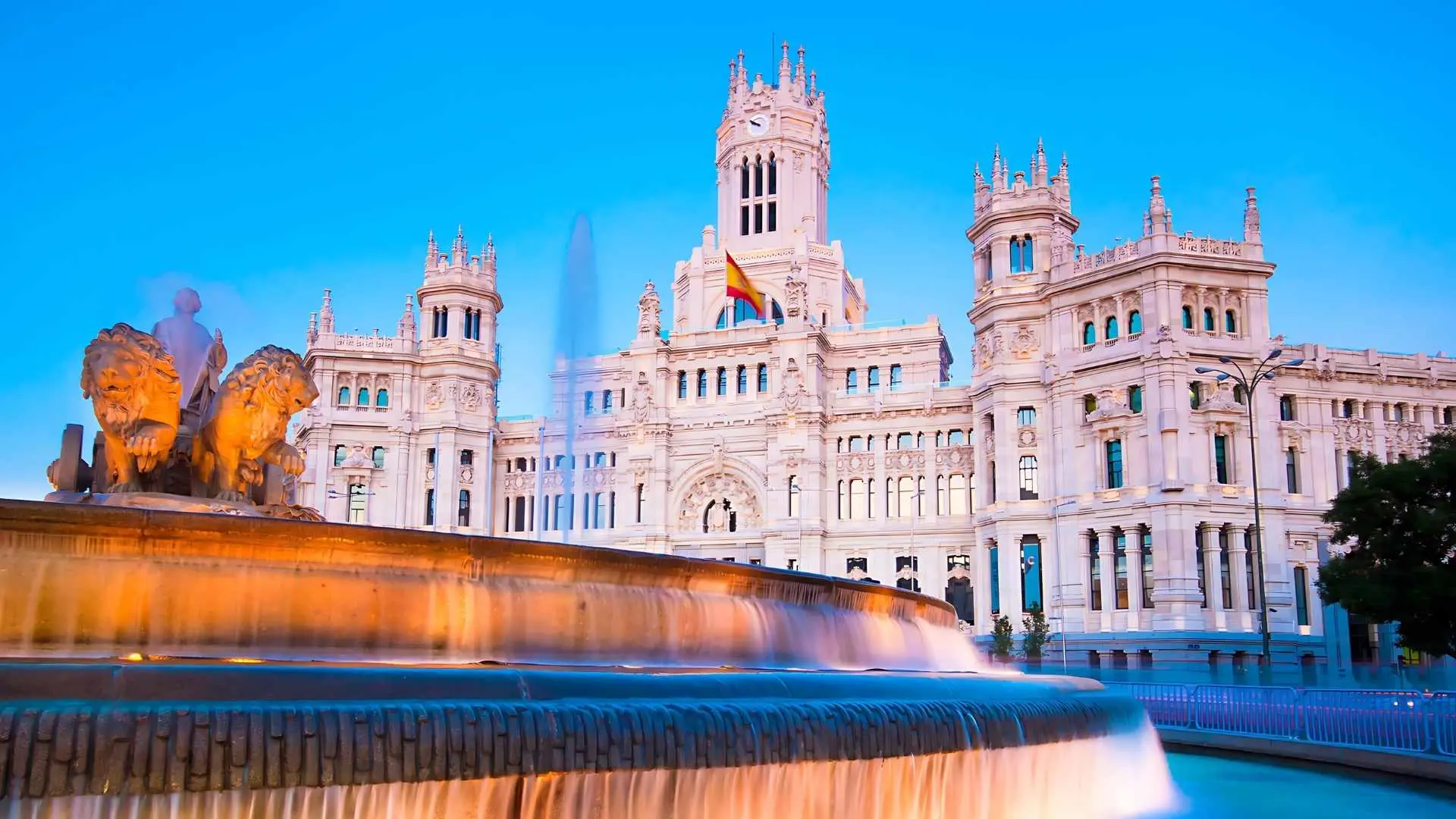 NC - UNAV-Summit Madrid LP LATAM - Hero banner IMG