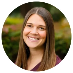 Faculty Arianna Uhalde