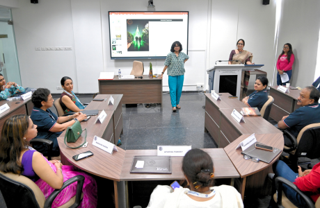 LP - IIMC-EPBST - Expand Your Professional Network at IIM Calcutta Image - 5