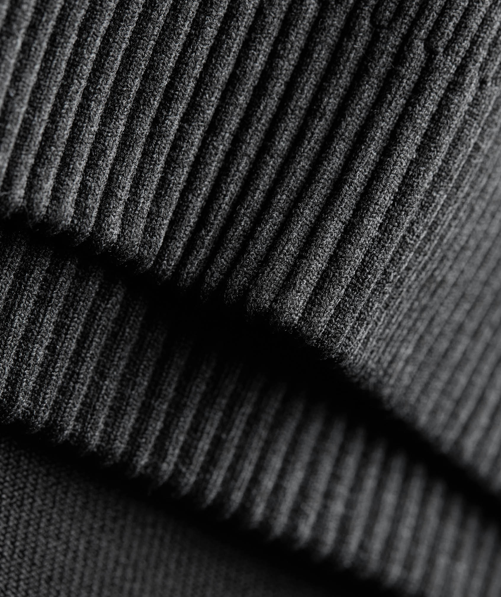 STAY-PUT, SUPPORTIVE WAISTBAND