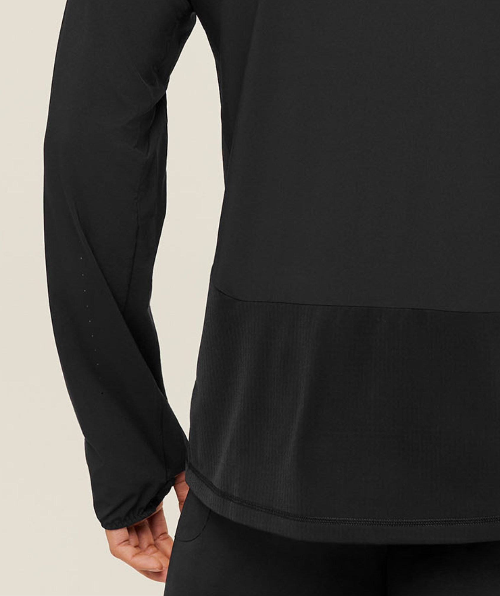 WINDPROOF SLEEVES & BACK