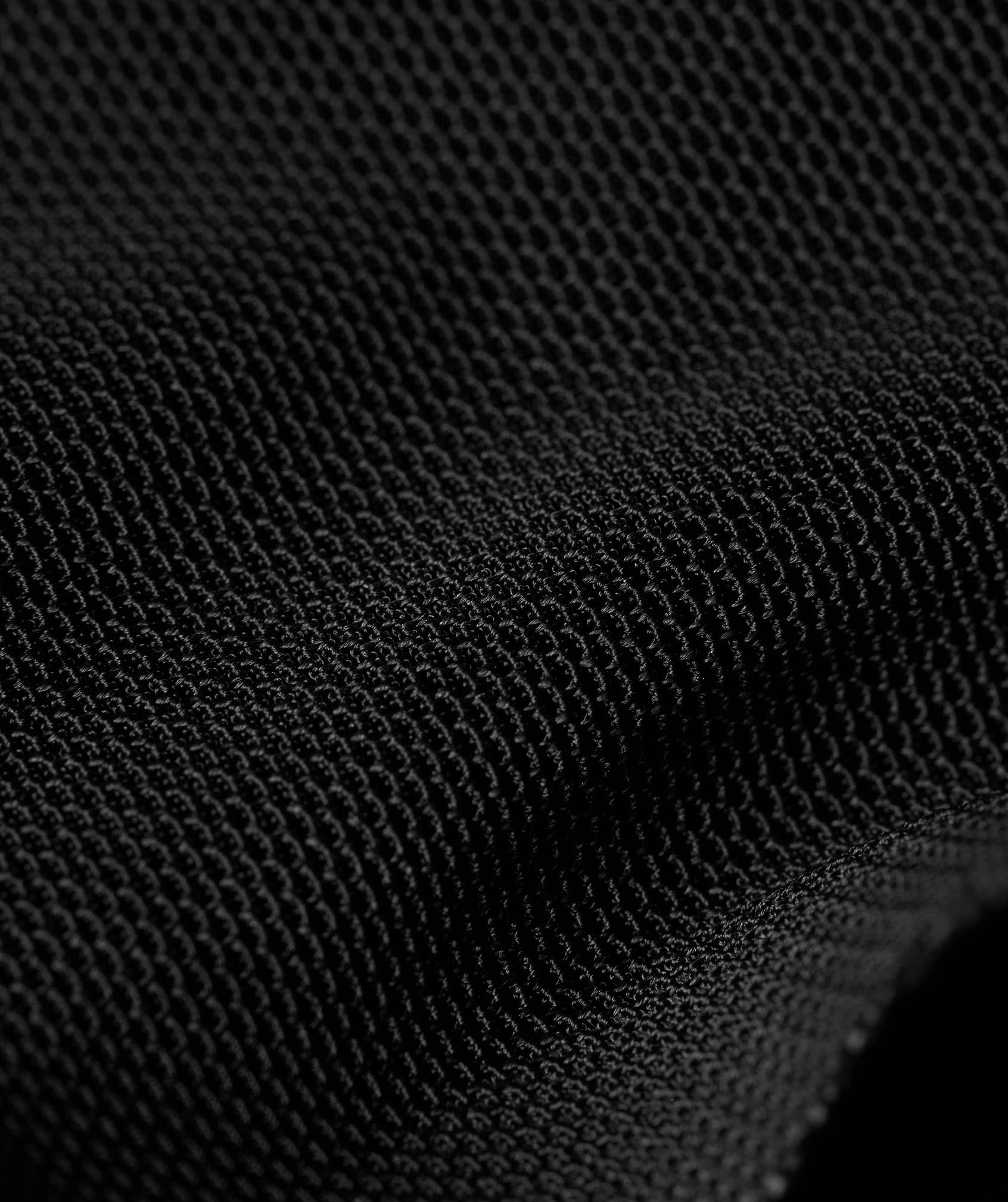 ULTRA STRETCHY, SMOOTH FABRIC