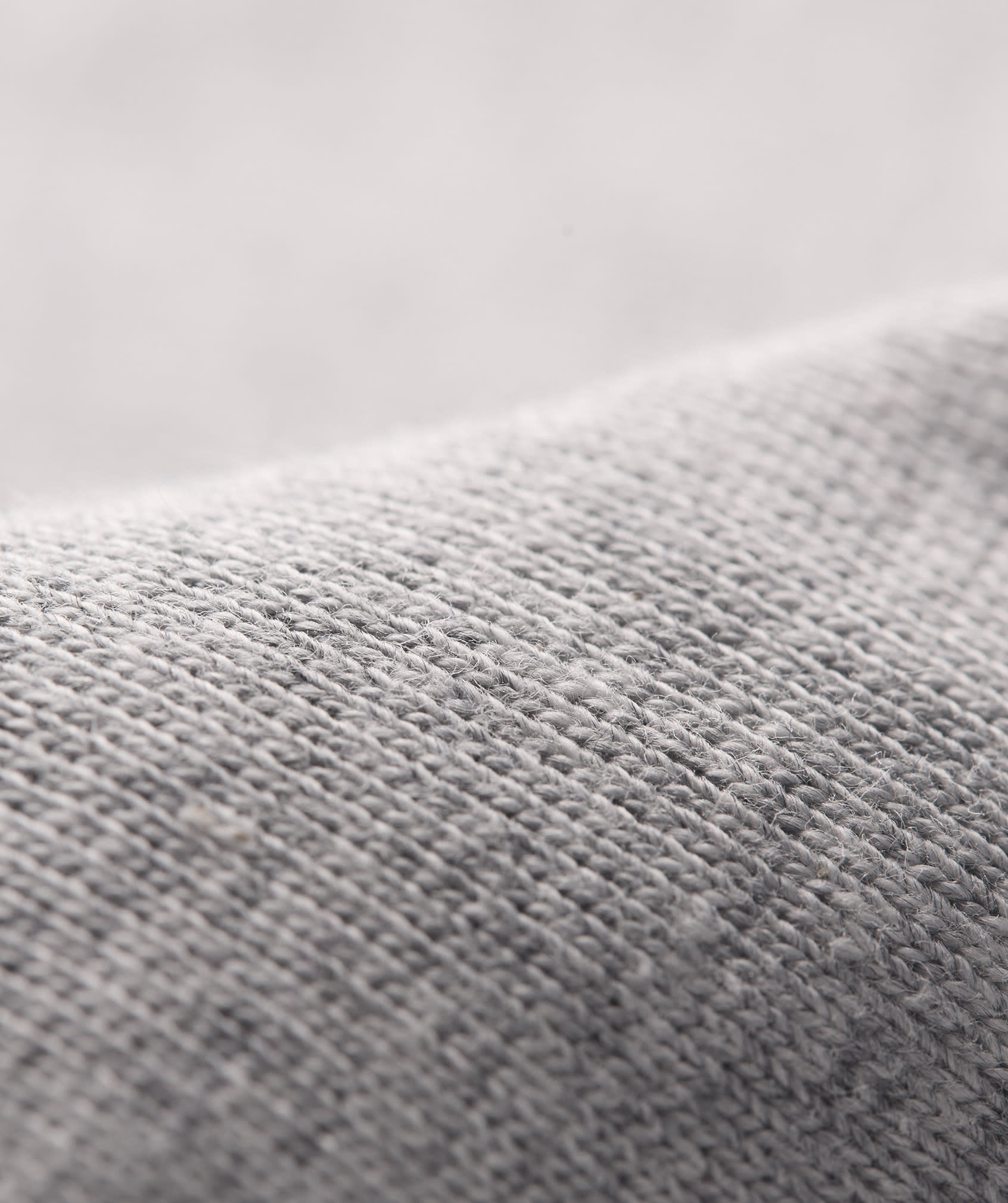 LIGHTWEIGHT,SWEAT-WICKING