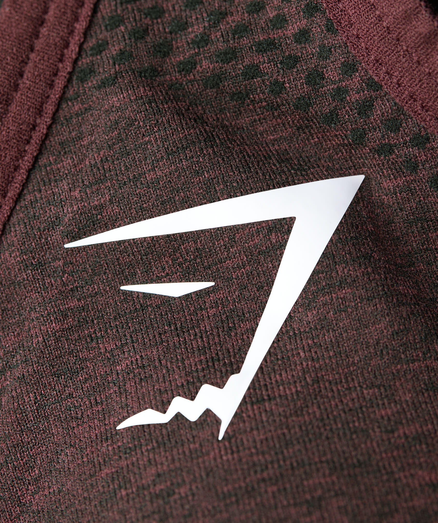 SWEAT-WICKING SEAMLESS FABRIC