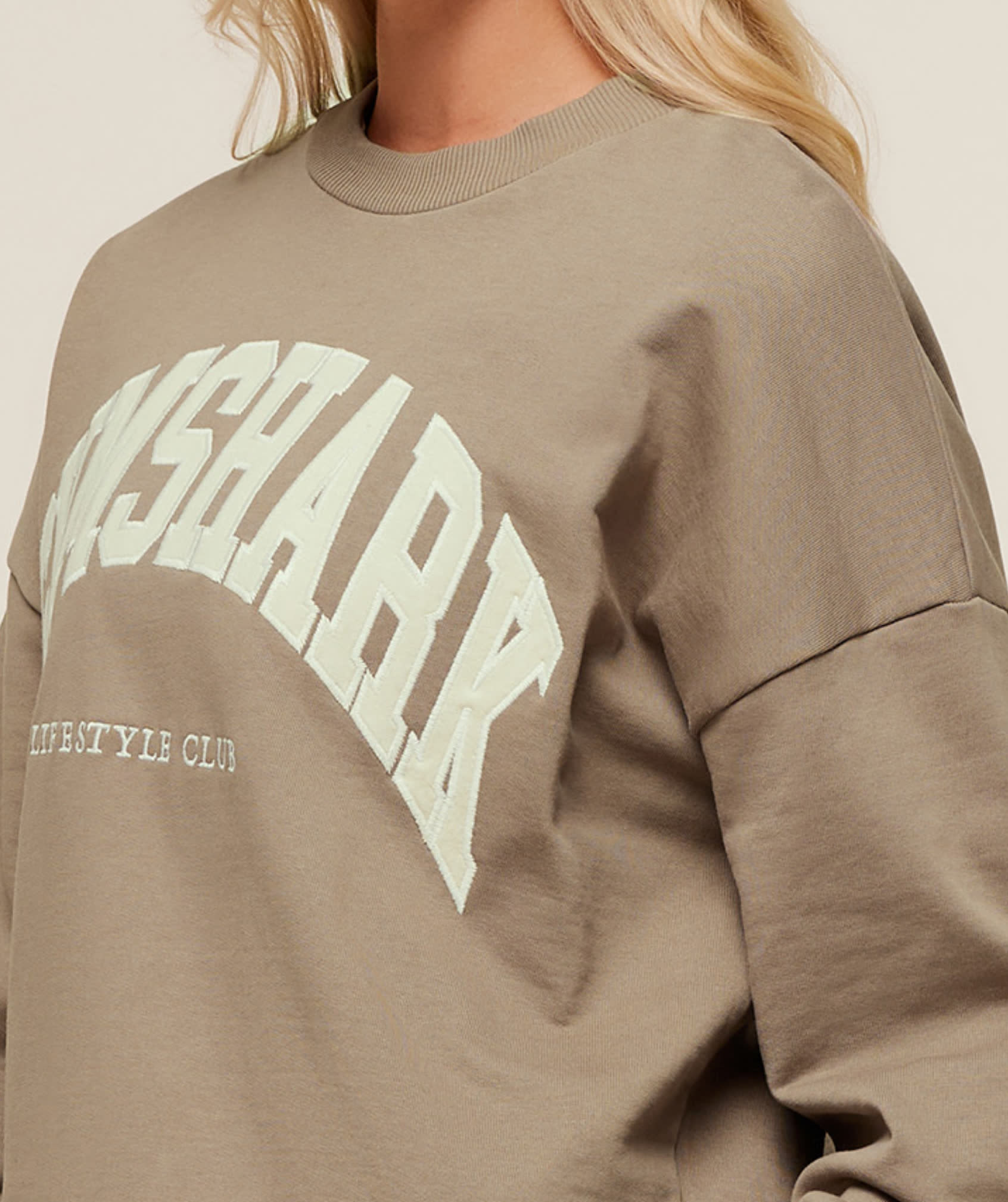Dropped shoulder design for a relaxed feel