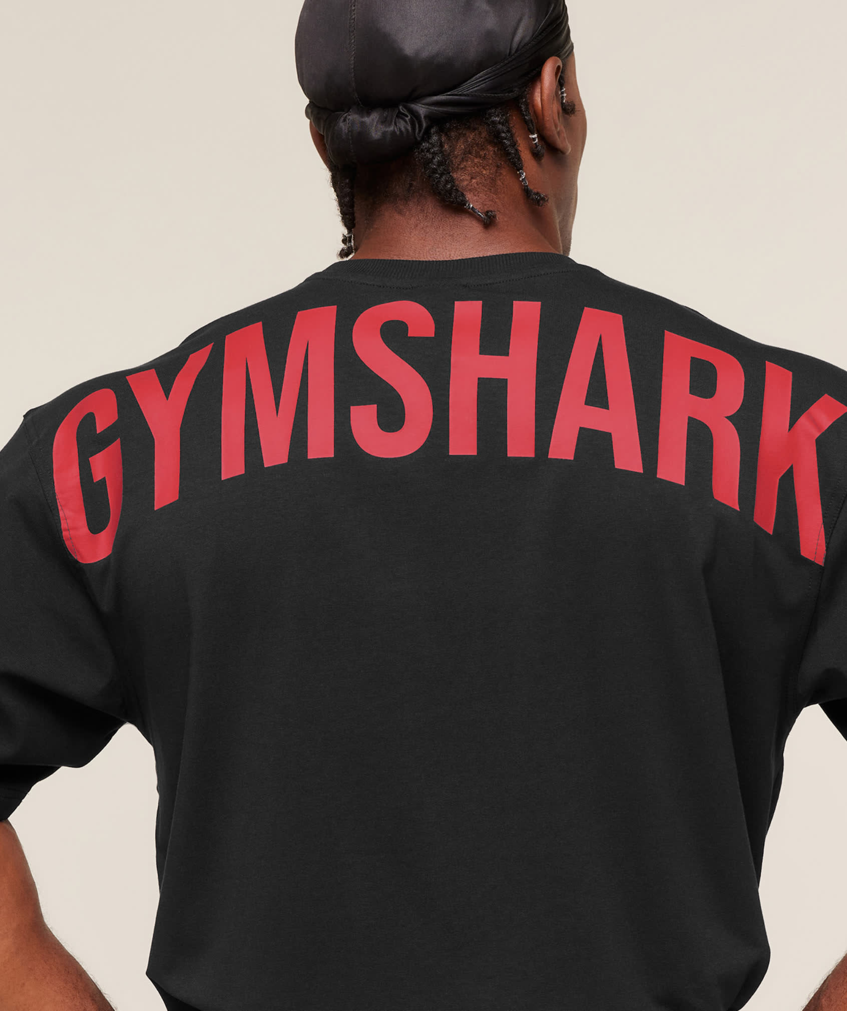 Iconic Gymshark graphic makes your back look even bigger 
