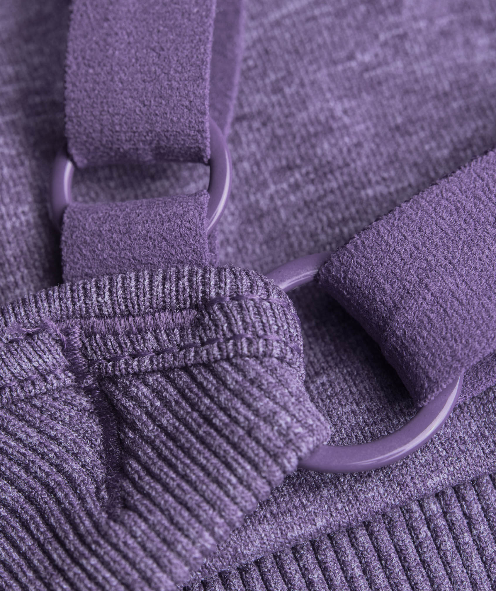 ADJUSTABLE FIT