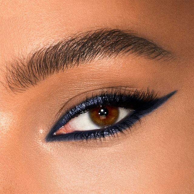 Sapphire Nights blue eyeliner eye close up