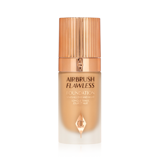 Airbrush Flawless Foundation 8 warm closed Packshot 