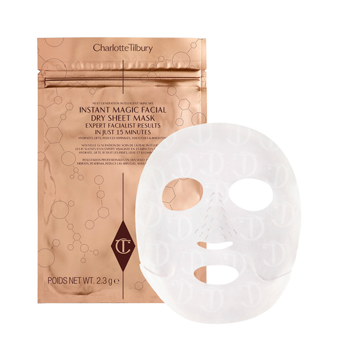 INSTANT-DRY-SHEET-MASK-IN-PACKAGING-WITH-BOX-PACKSHOT