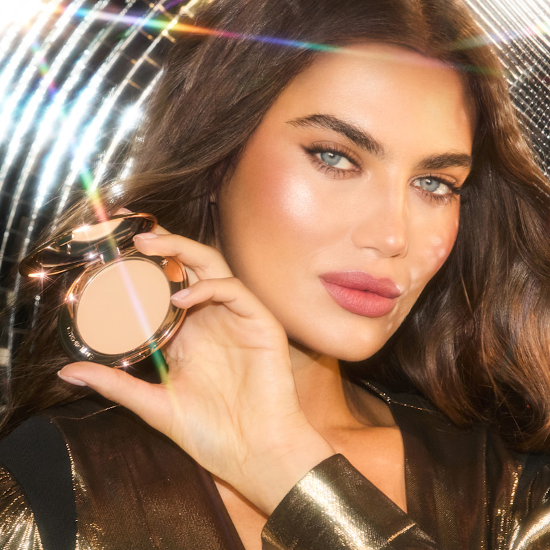 Flawless Goddess party makeup look