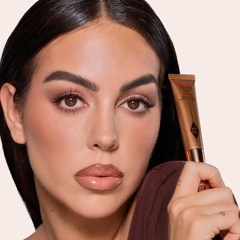 Georgina Rodriguez makeup Exagger Eyes