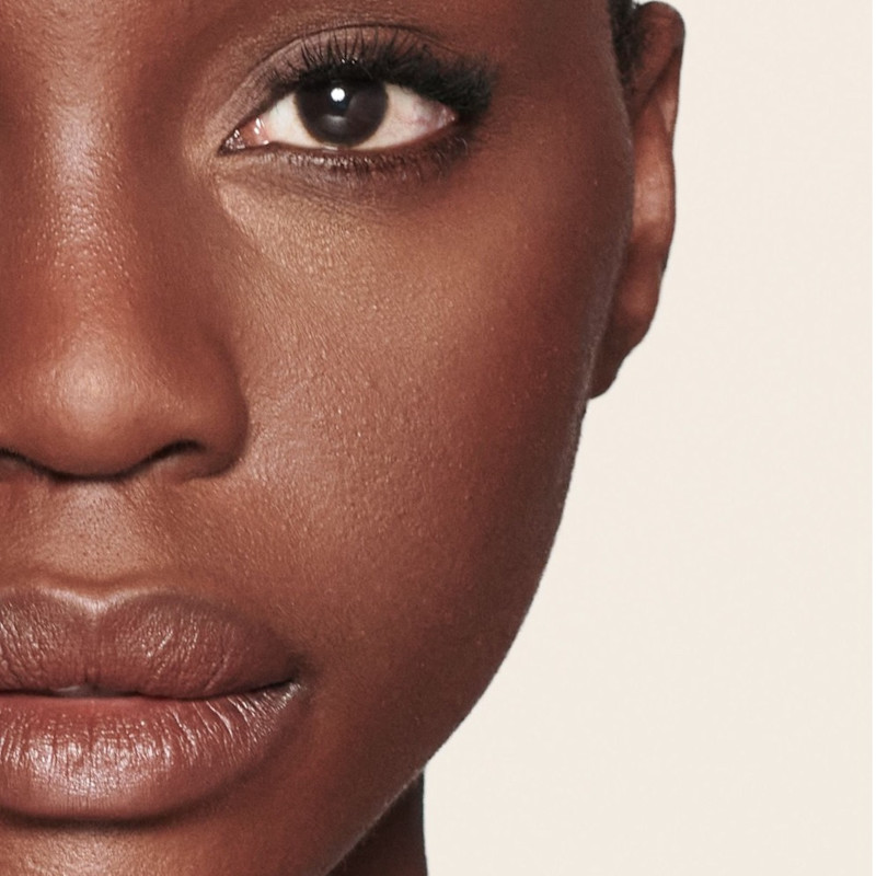 Brightening powder for dark skin