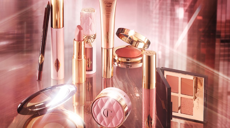 Pillow Talk Iconic Lip + Cheek Kit: Pink Makeup Gift Set