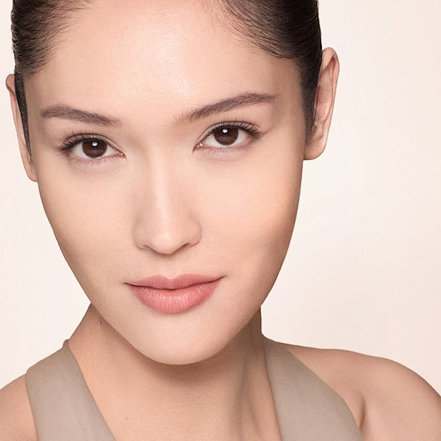 AIRbrush Flawless Blur Concealer full-coverage matte concealer