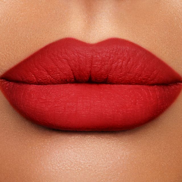 Matita labbra rossa per carnagione chiara Lip Cheat Kiss N Tell