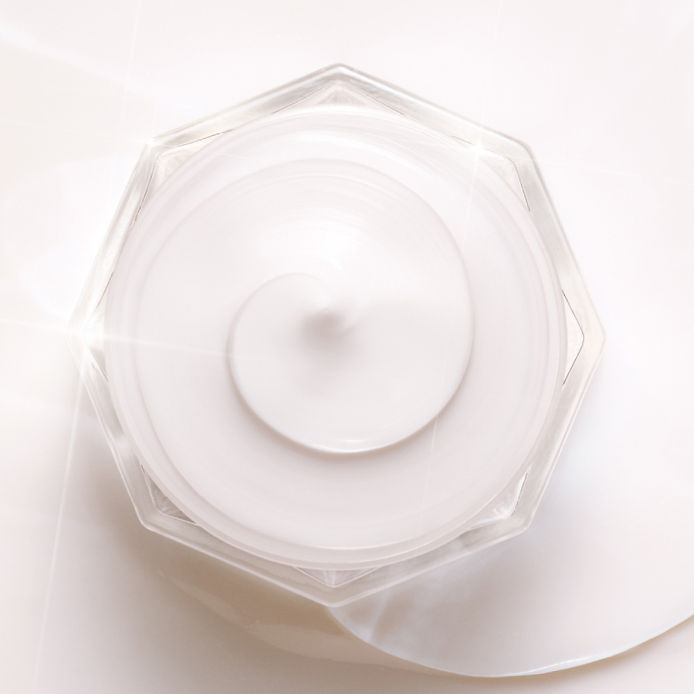 SPF-FREE Magic Ingredients Carousel