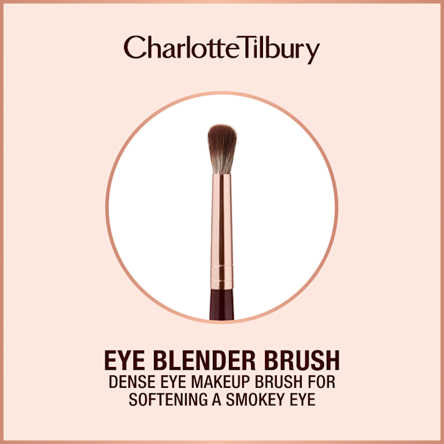 Best makeup brush for blending eyeshadow