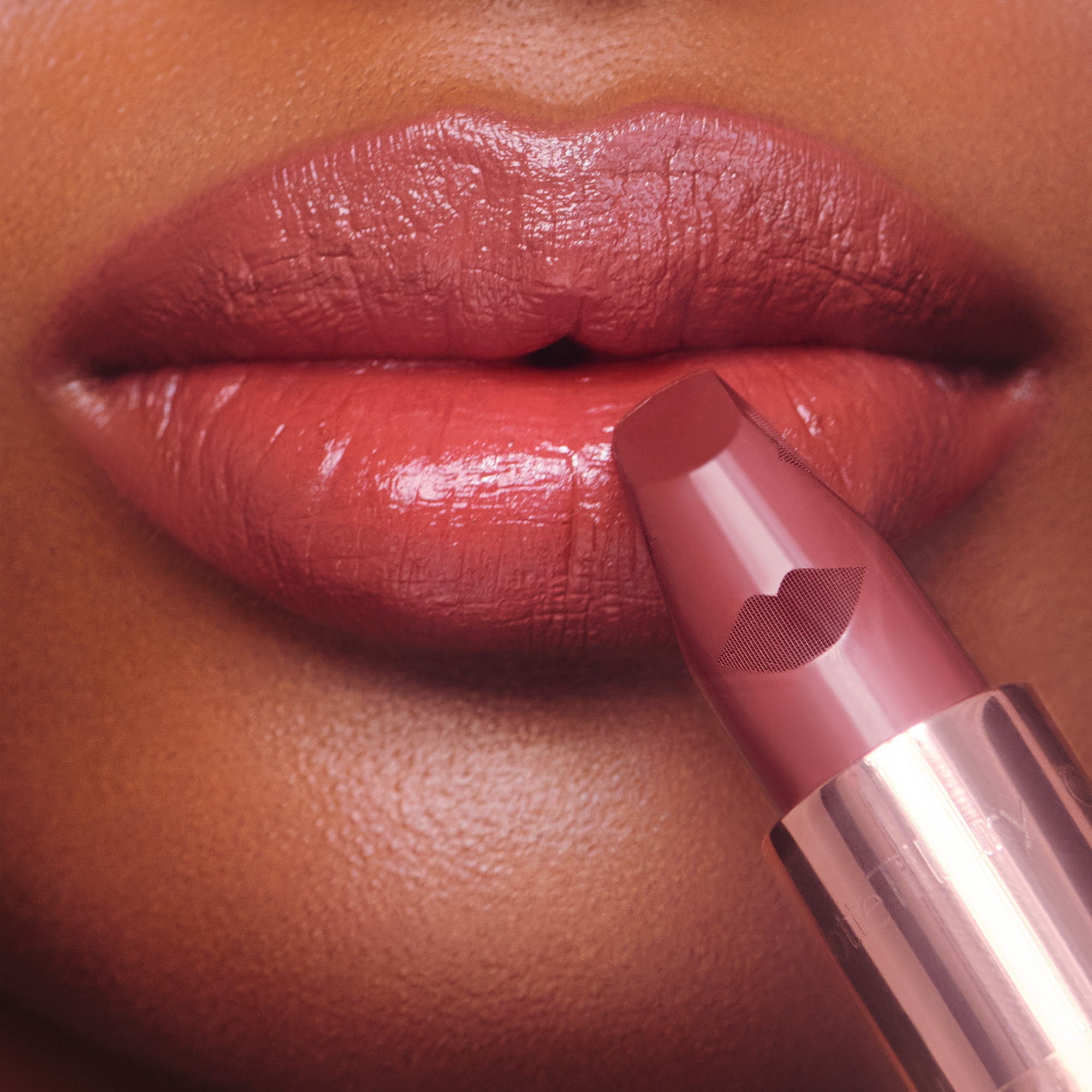 Iconic Magic Lip Trio: Lipstick & Lip Oil Kit | Charlotte Tilbury