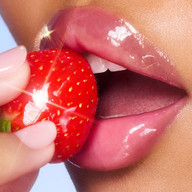 Unreal Lips Lip Oil Strawberry Vanilla