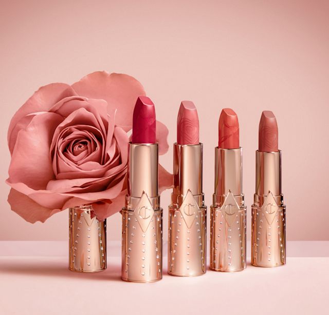 LIPPENSTIFTE MIT DEM AUSSEHEN DER LIEBE 