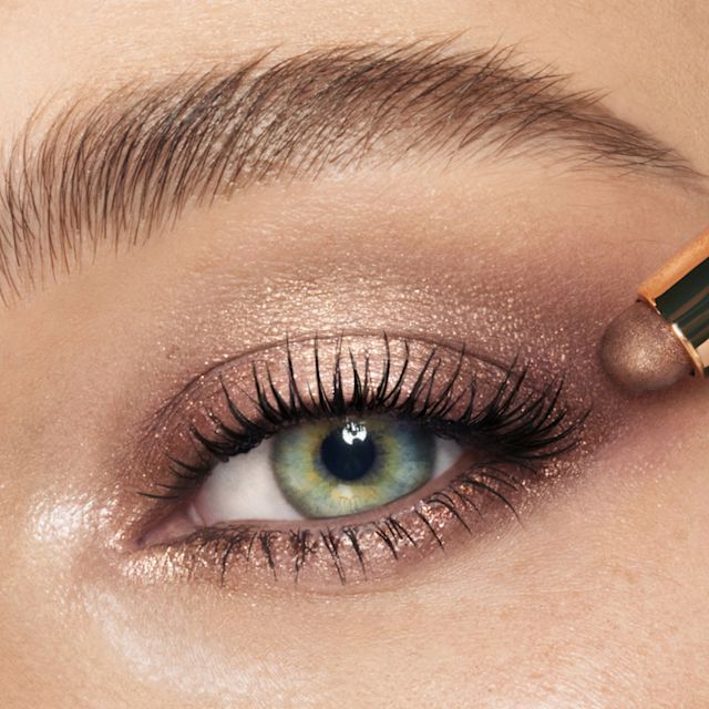 Smokey Eyeshadow for Green Eyes Mink Sculpt and Oyster Twilight Eyeshadow Sticks