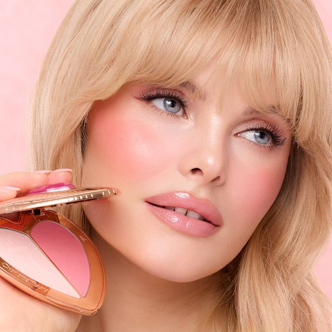 Pillow Talk Beauty Soulmates Face Palette in Flawless Pink: Pink Setting Powder + Blush Pillow Talk Beauty Soulmates Face Palette in Flawless Pink: Pink Setting Powder + Blush