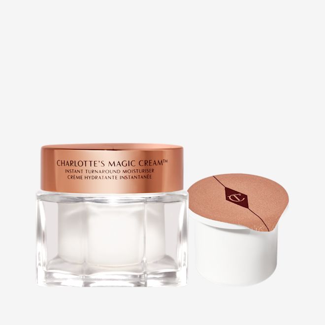 Magic Cream Refill Gift set displayed Magic Cream Refill Gift set displayed