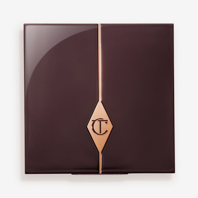 Luxury Palette Closed Packshot Luxury Palette Closed Packshot