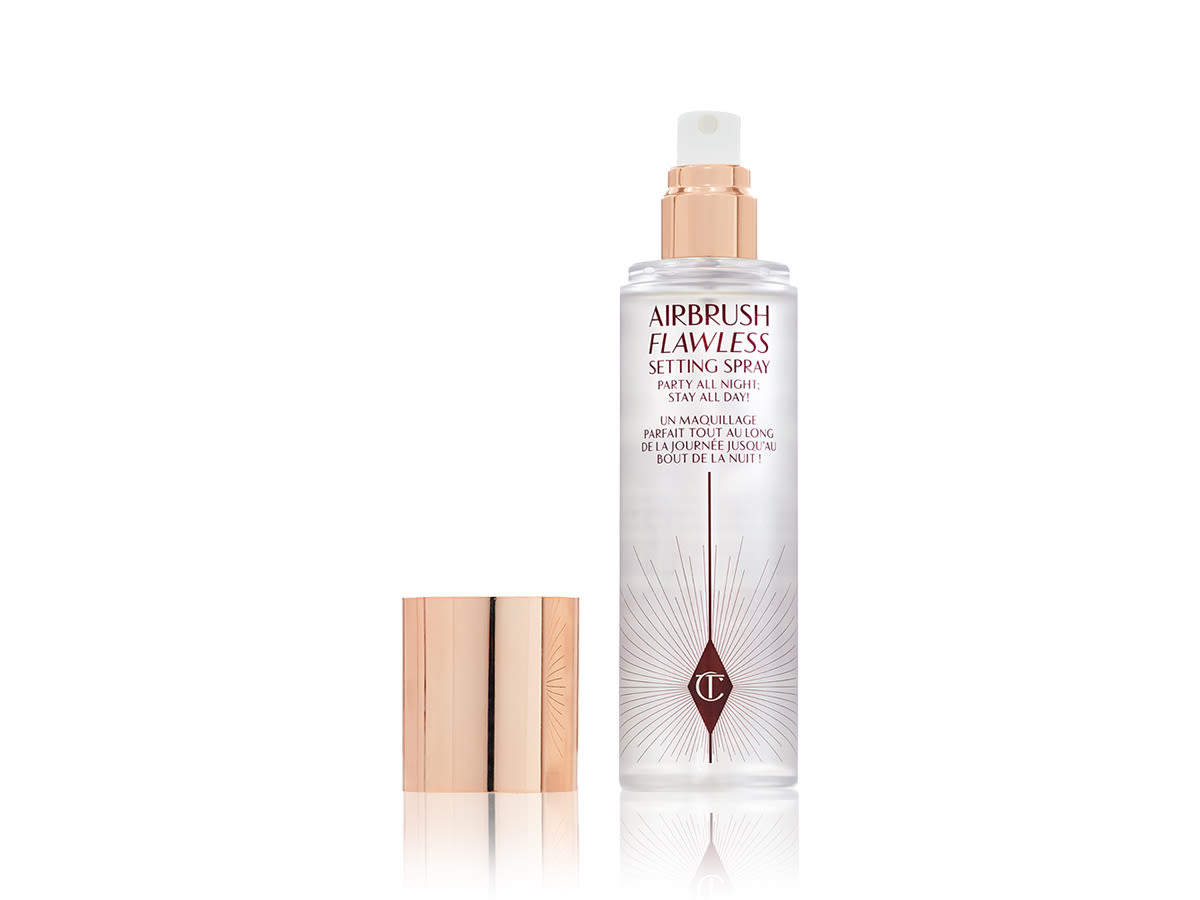 Airbrush Flawless Setting Spray helps makeup last for up to 16 hours