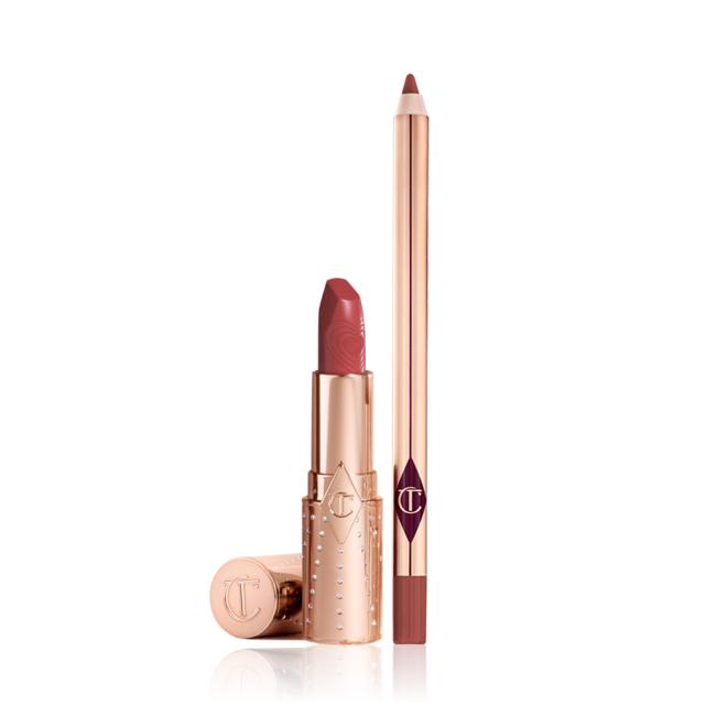 An open lip liner pencil in a peachy-pink shade and an open lipstick in a salmon-pink colour in a gold-coloured tube.