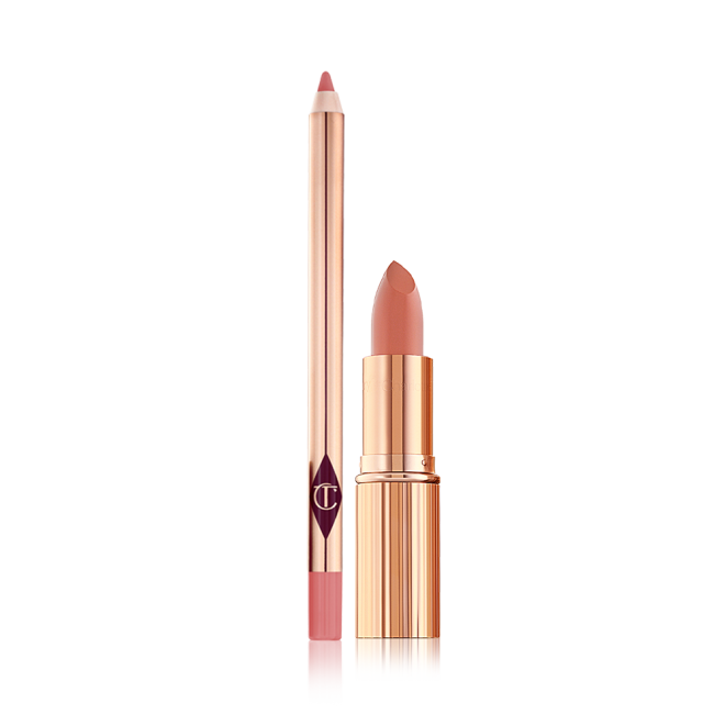 An open lip liner pencil in a peachy-pink shade and an open lipstick in a salmon-pink colour in a gold-coloured tube.