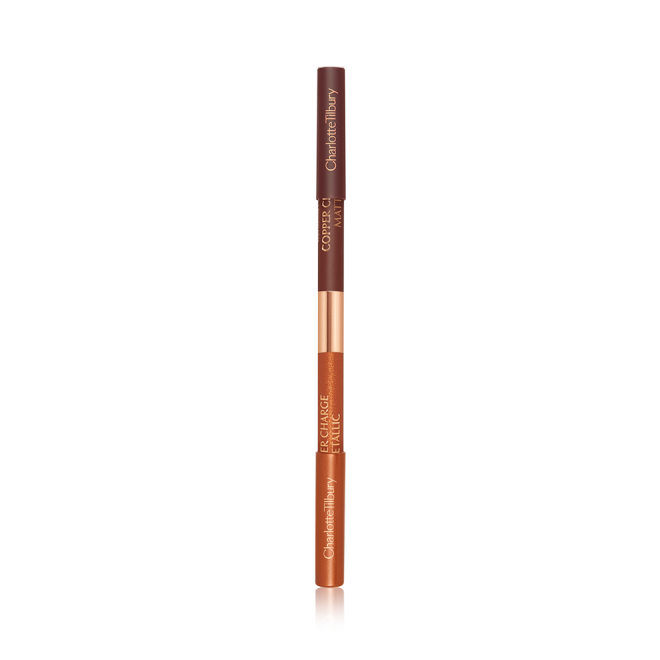 A closed, double-sided eyeliner pen with half of the outside a copper colour and the other half a warm rust. 