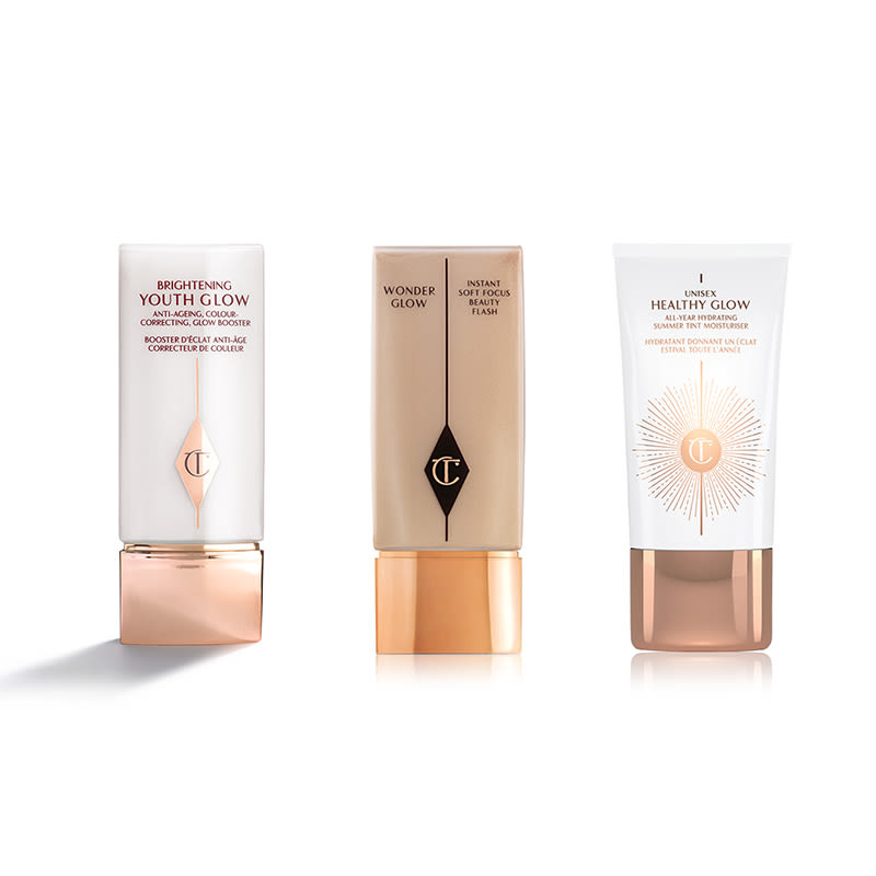 Un trio di primer Charlotte's, tra cui Brightening Youth Glow, Unisex Healthy Glow e Wonderglow.