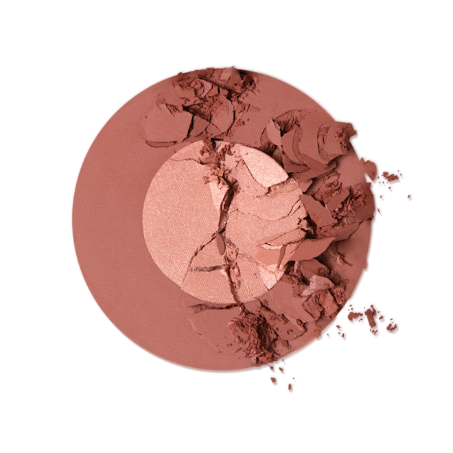 Cheek To Chic in Pillow Talk Intense swatch A round, partially crushed, two-tone powder blush with a pinky-brown outer circle and rose gold inner circle.