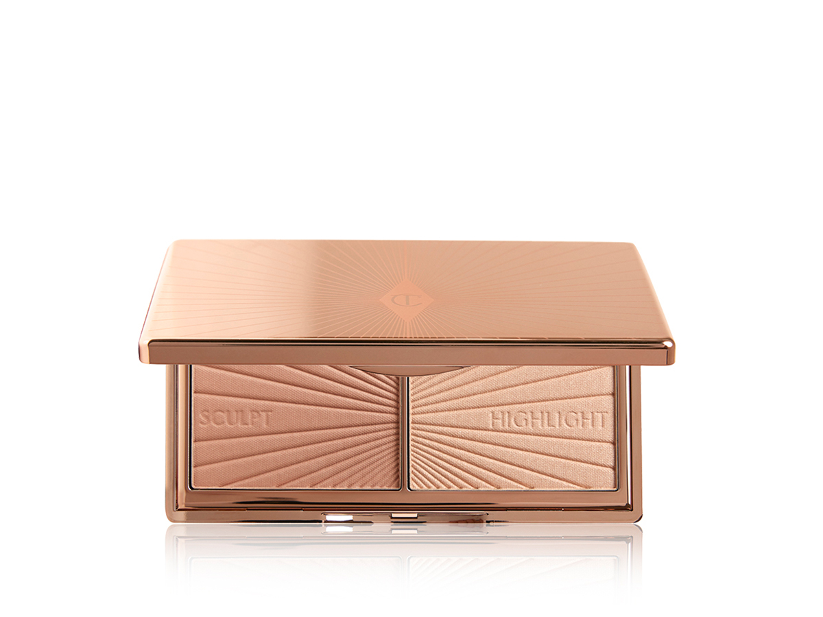 A duo contour palette with light beige shade and medium-brown shade. 