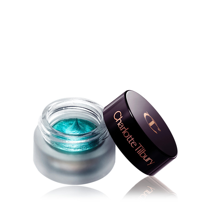 Blue cream eyeshadow deals