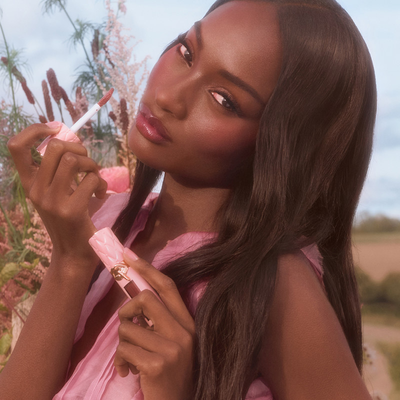 Pillow Talk makeup look on dark skin