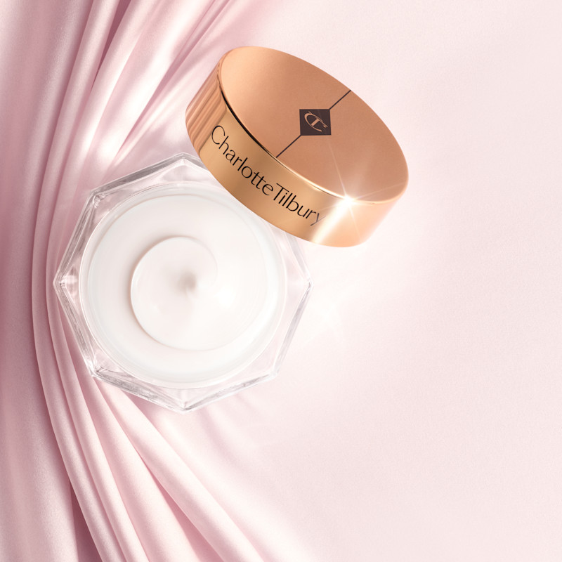 Magic Cream Moisturizer - Free Shipping | Charlotte Tilbury