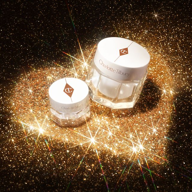 Magic Water Cream gift set with full and travel sizes