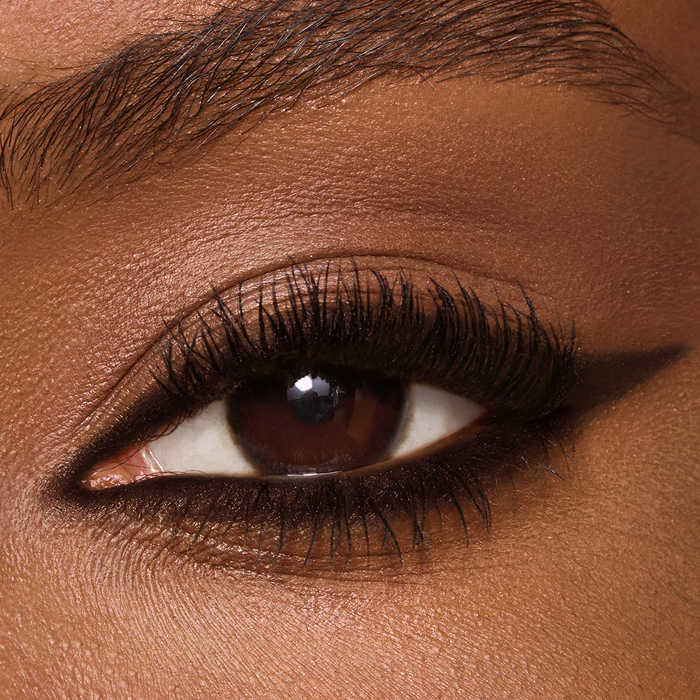 Barbarella Brown on model close up