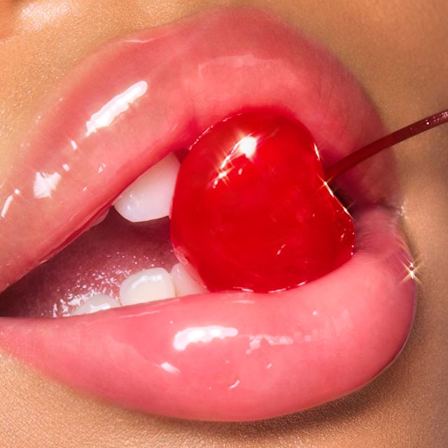 Unreal Lip Oil cherry scent