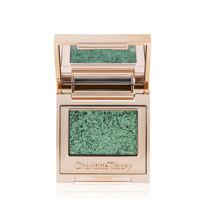 Single-pan eyeshadow compact with an iridescent emerald green eyeshadow with very fine shimmer. 