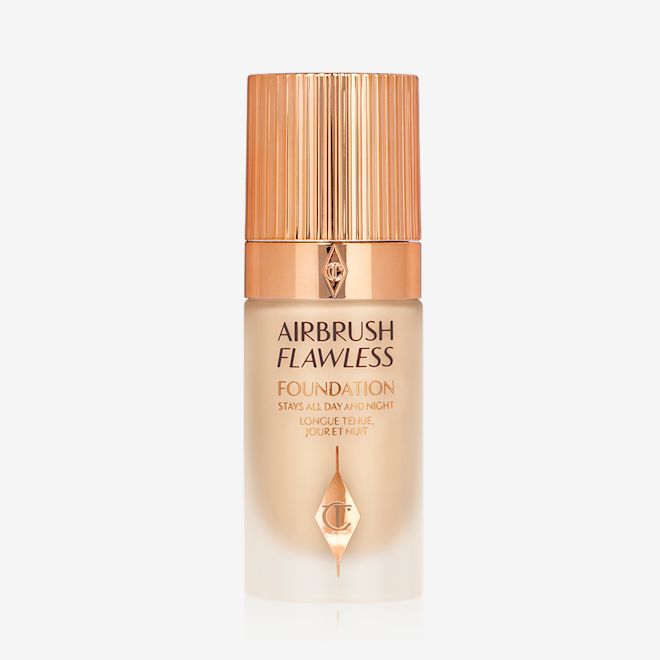 Airbrush Flawless Foundation 4 warm closed packshot Airbrush Flawless Foundation 4 warm closed packshot