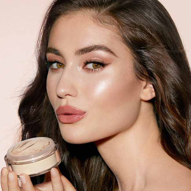 Charlotte's Genius Magic Powder Kit - Setting Powder & Makeup Brush ...