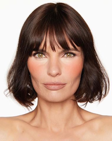 UNREAL BLUSH - PEACHY GLOW - MODEL 7