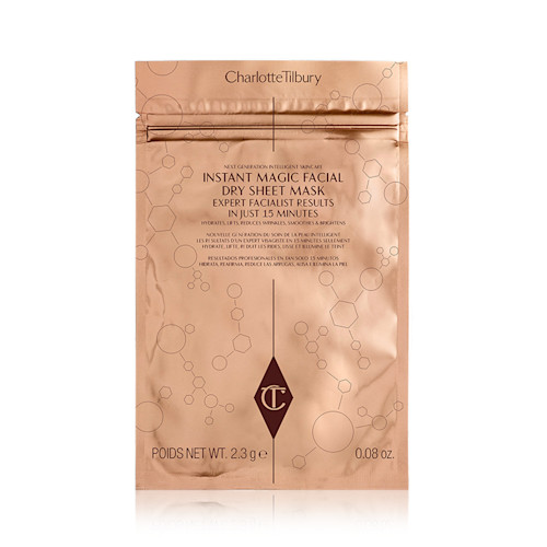 INSTANT-DRY-SHEET-MASK-IN-PACKAGING-PACKSHOT