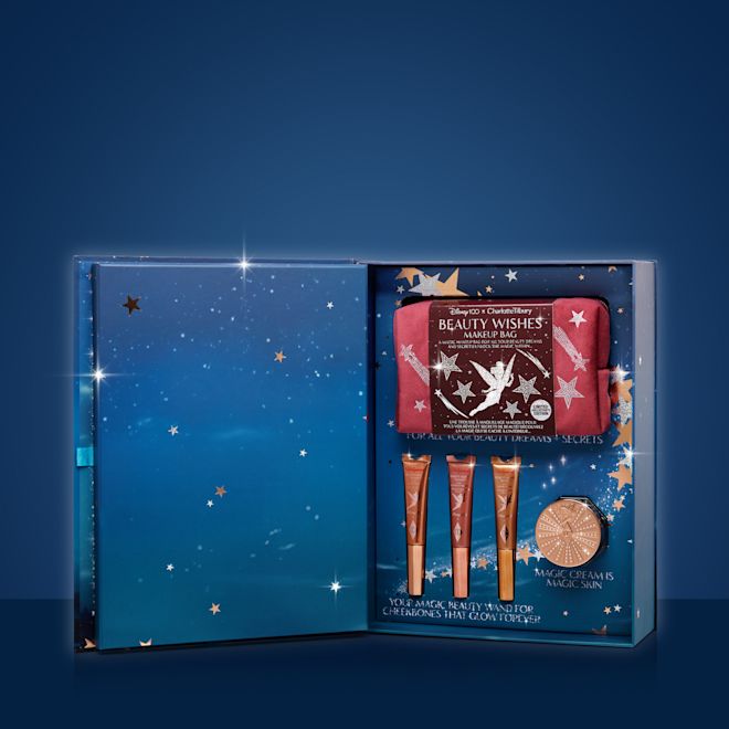 Disney100 x Charlotte Tilbury DISNEY100 X CHARLOTTE TILBURY GIFT SET products in the packaging Disney100 x Charlotte Tilbury DISNEY100 X CHARLOTTE TILBURY GIFT SET
products in the packaging with blue background.