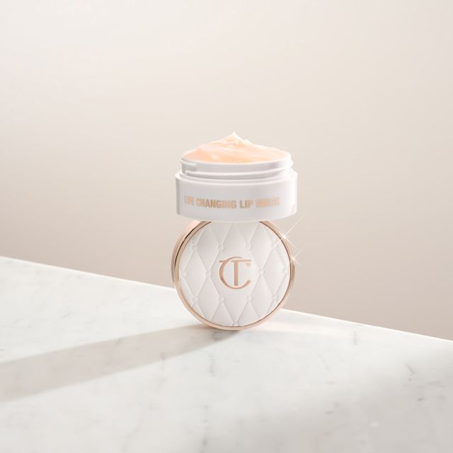 Lip mask overnight